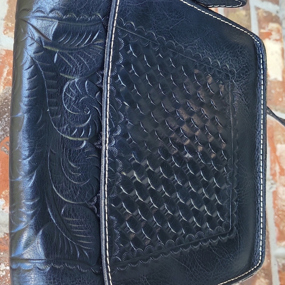 Patricia Nash Black Crossbody - Picture 9 of 12